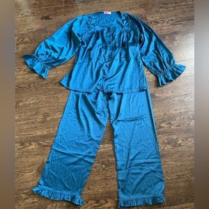 Ladies Satin Pajama Set